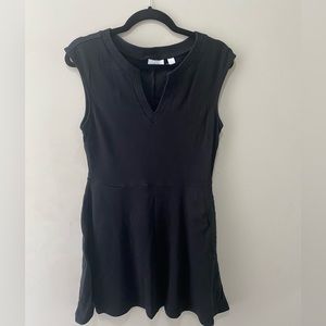 Black dress with pockets